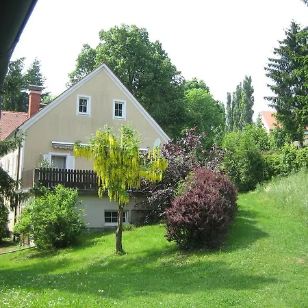 Landhaus Piber Lägenhet *