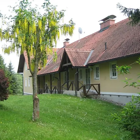 Landhaus Piber Lägenhet *